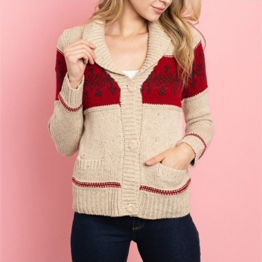 🆕️Wine Color-Block Sweater🆕️ - Picture 2 of 5